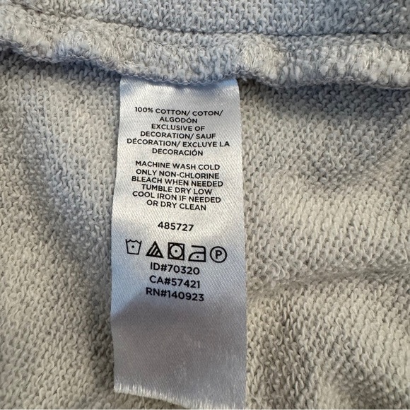 Lou & Grey Light Gray Silver Side Slit Crewneck Long Sleeve Sweatshirt size M - Picture 8 of 9